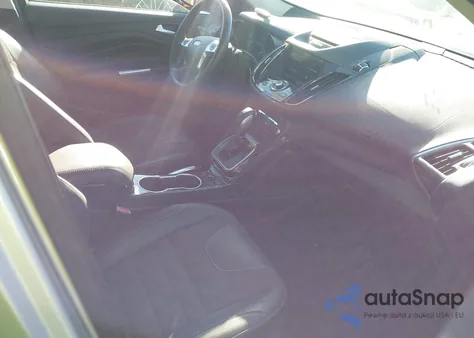 2013 Ford Escape Titanium z USA, uszkodzony, nr VIN 1FMCU9J96DUC66958